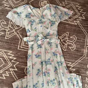 Vintage 70s floral dress